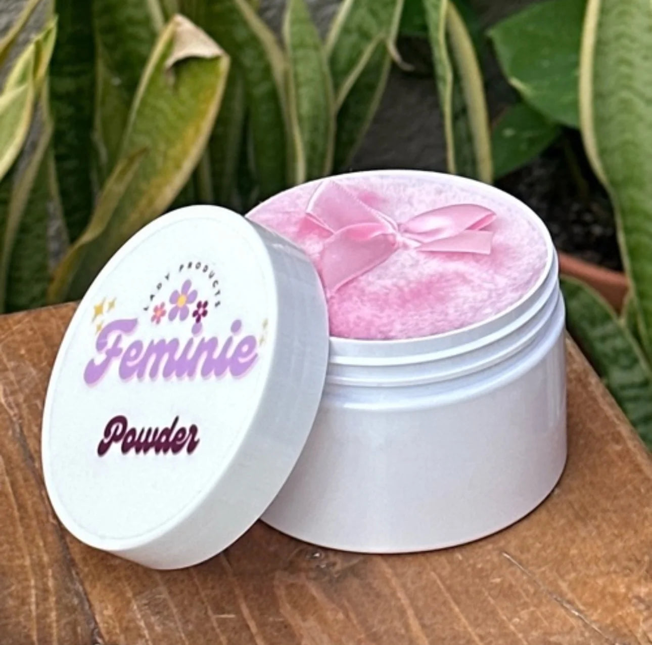 feminine powder